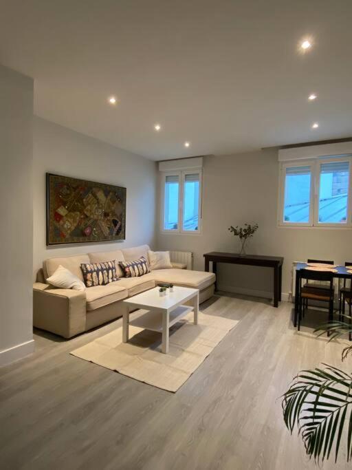 Centrico Y Moderno Apartamento En Bilbao Esterno foto